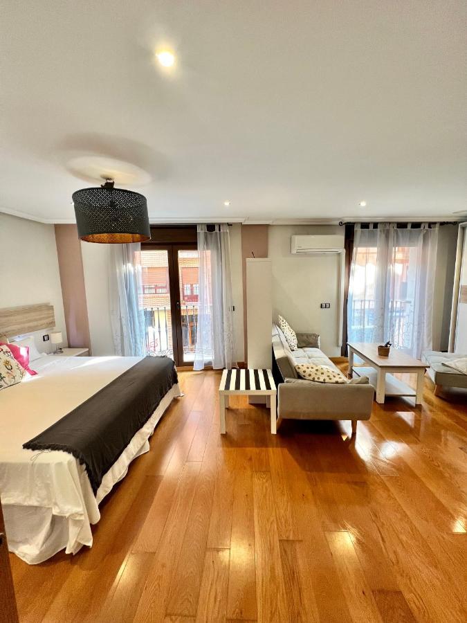 Apartamentos San Antonio 阿兰达德杜洛 外观 照片