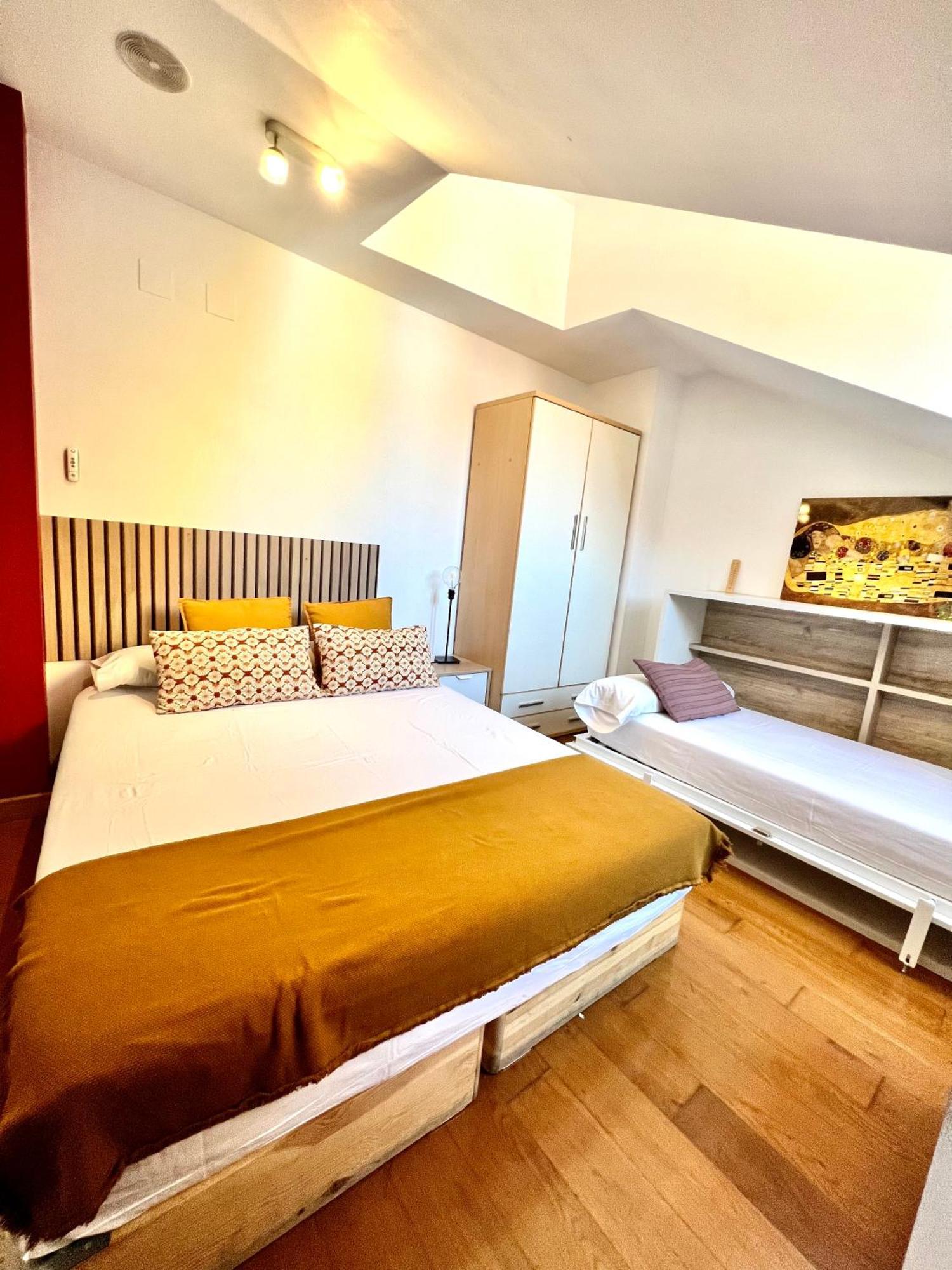 Apartamentos San Antonio 阿兰达德杜洛 外观 照片
