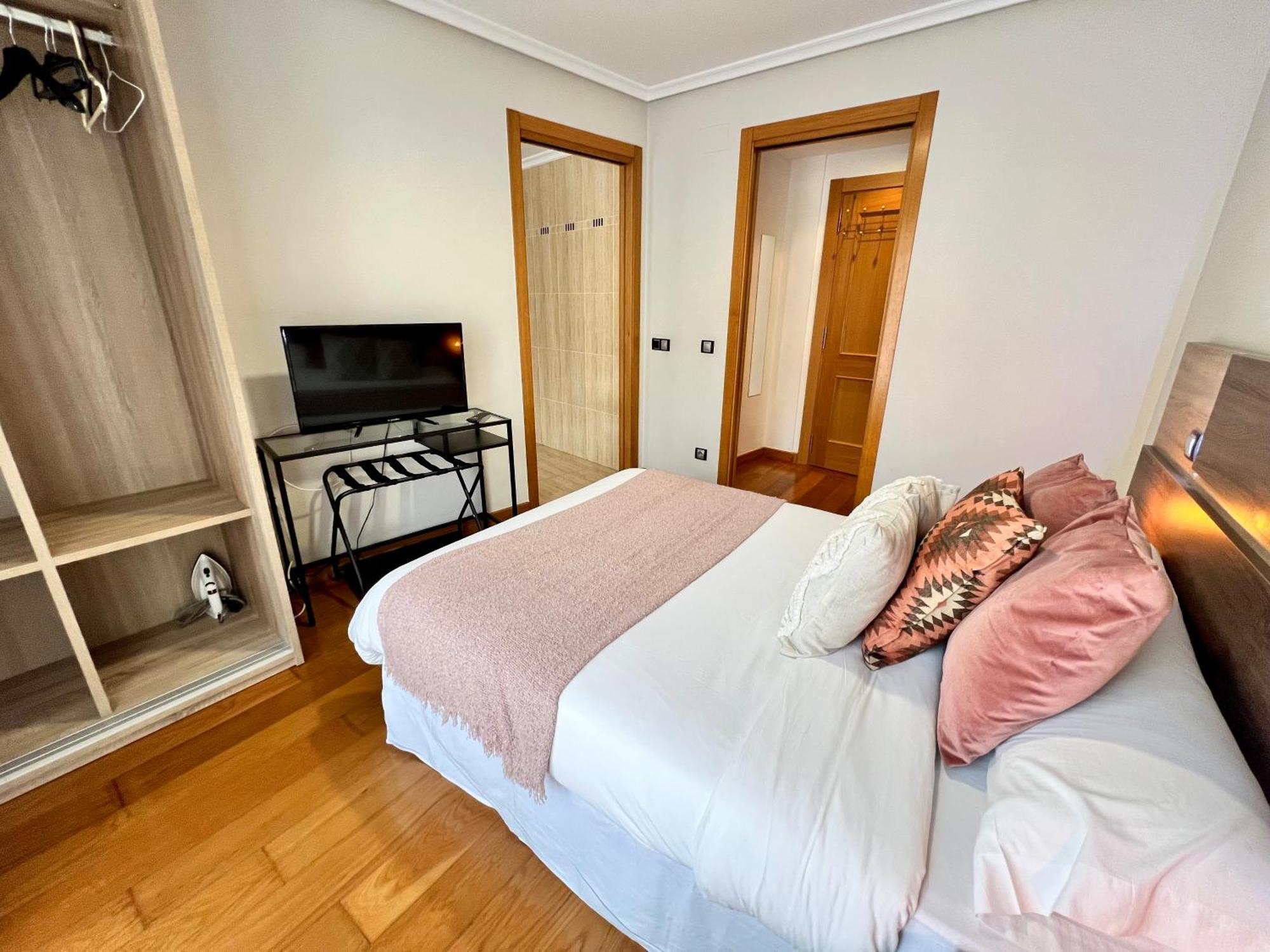 Apartamentos San Antonio 阿兰达德杜洛 外观 照片