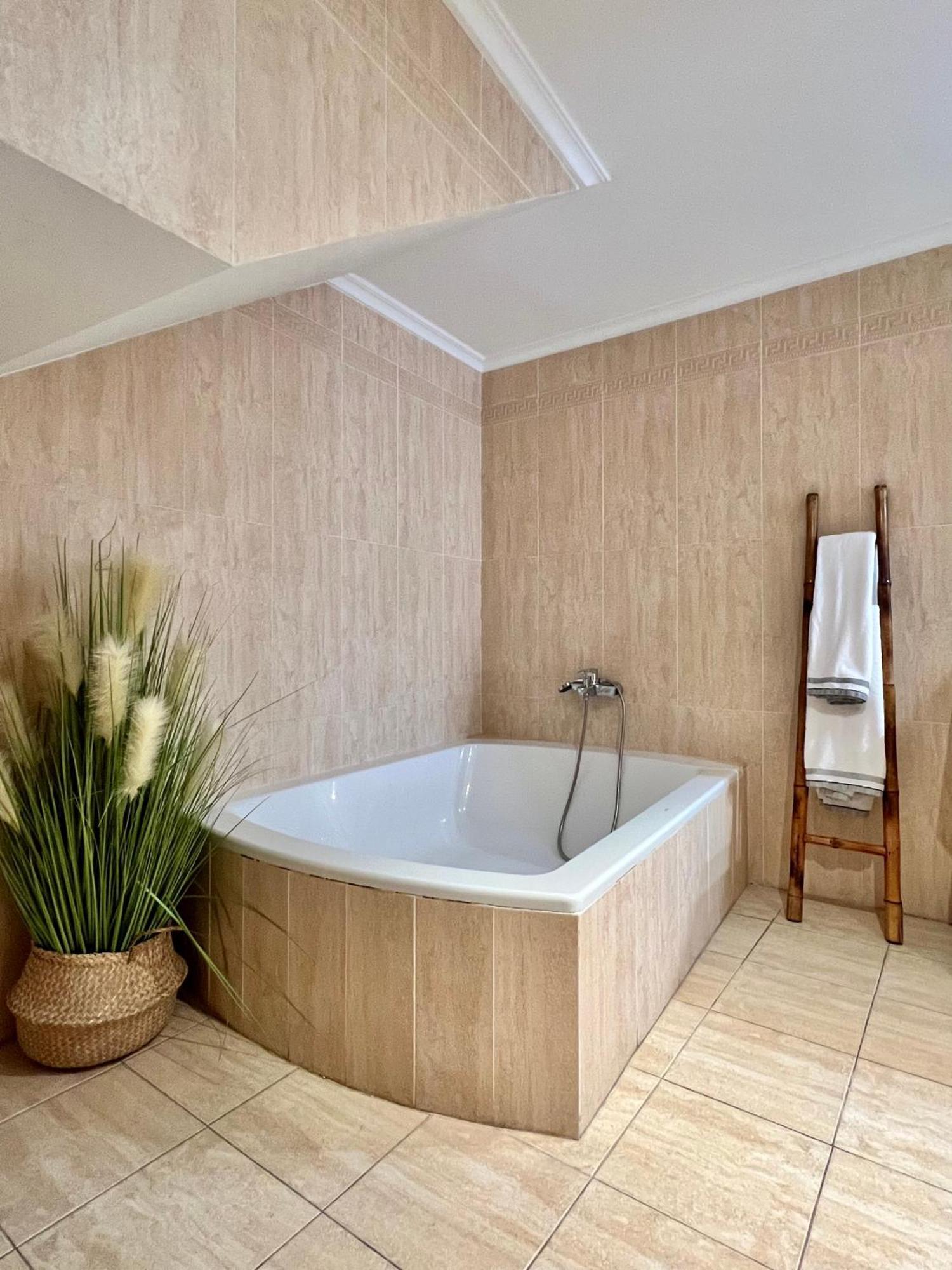 Apartamentos San Antonio 阿兰达德杜洛 外观 照片